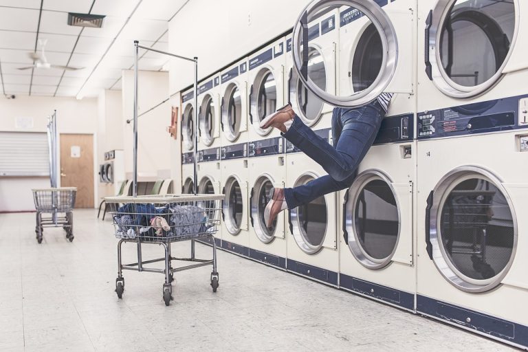 an image of a laundry shop 01